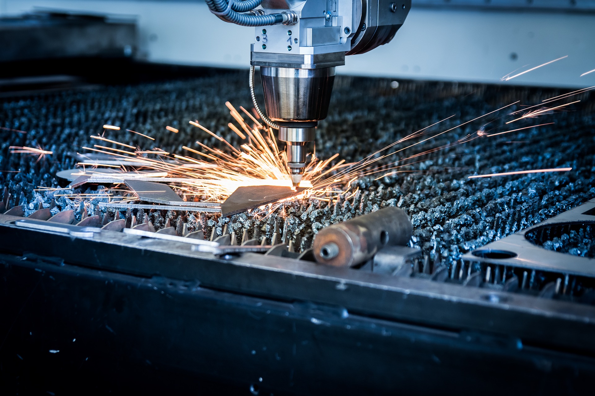 Engineering & Manufacturing